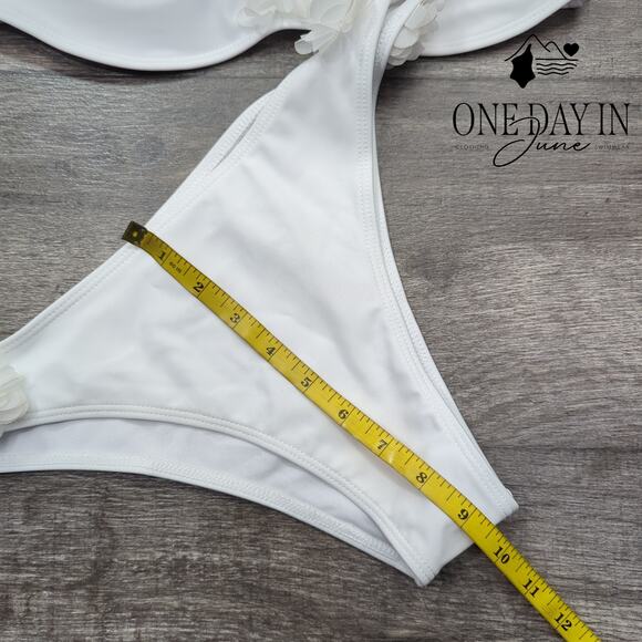 CharmLeaks Bandeau Bikinni Swimsuit Size L - Picture 3 of 4